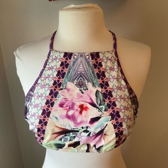 Nannette Lepore Bollywood Stargazer Halter Top, Swim Bikini Halter 2 Piece - Picture 6 of 14